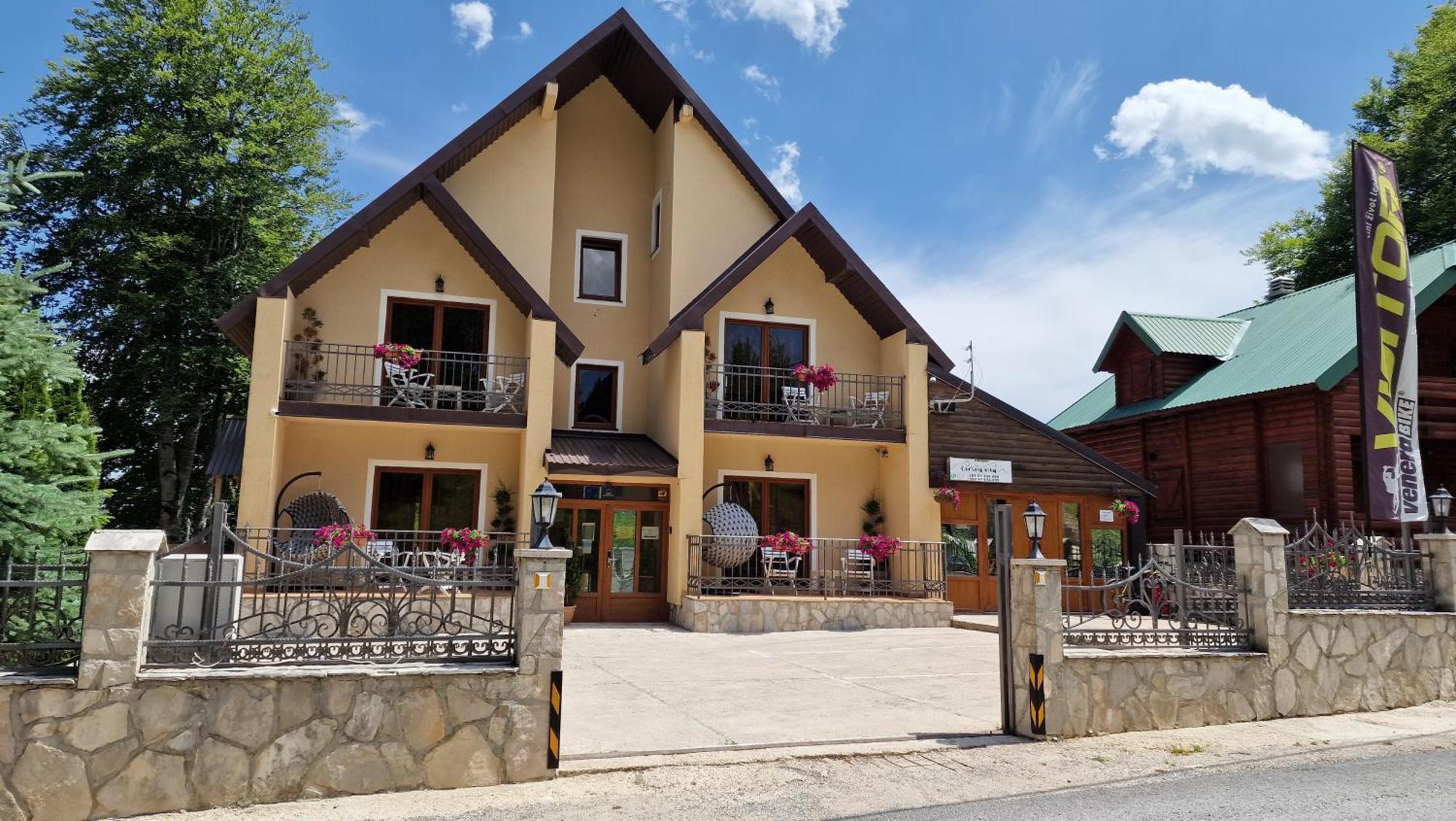 Gorska Vila Apartments Žabljak Oda fotoğraf